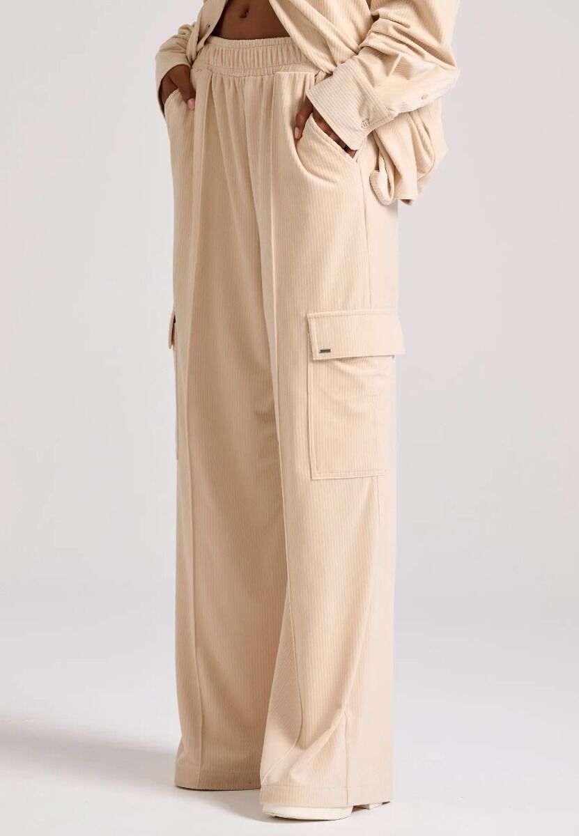 Funky Buddha Γυναικείο Wide Leg Cargo Βελουτέ Παντελόνι FBL010-117-02