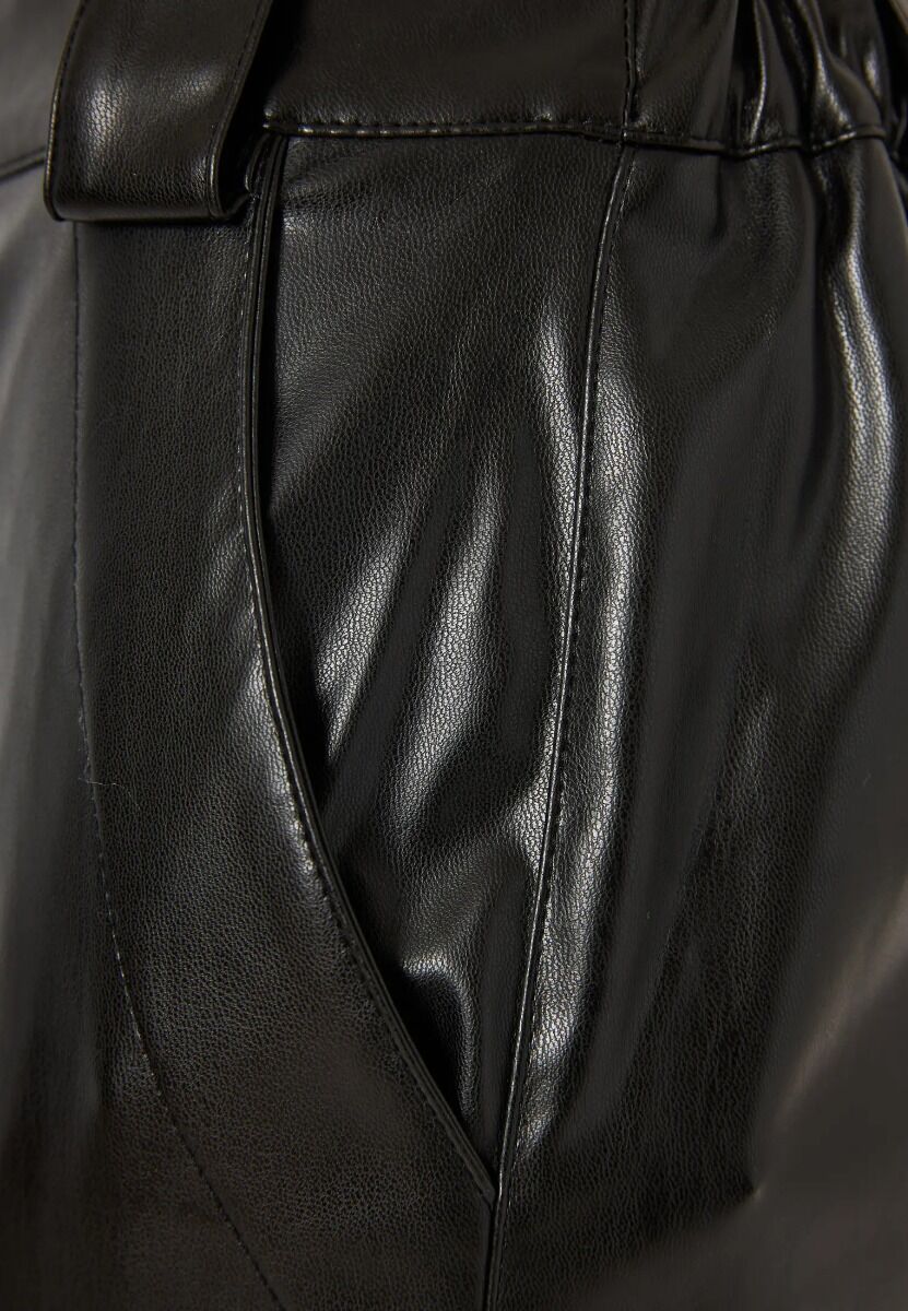 Funky Buddha Γυναικείο Cargo Παντελόνι Δερματίνη FBL010-119-02