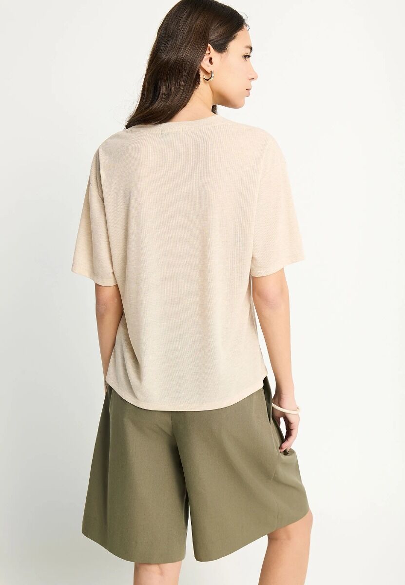 Funky Buddha Γυναικείο T-shirt με V Λαιμόκοψη FBL013-167-04