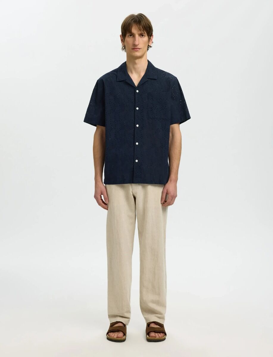 Selected SLHRLXJAX BRODERIE SS SHIRT - Short-Sleeved 16092789