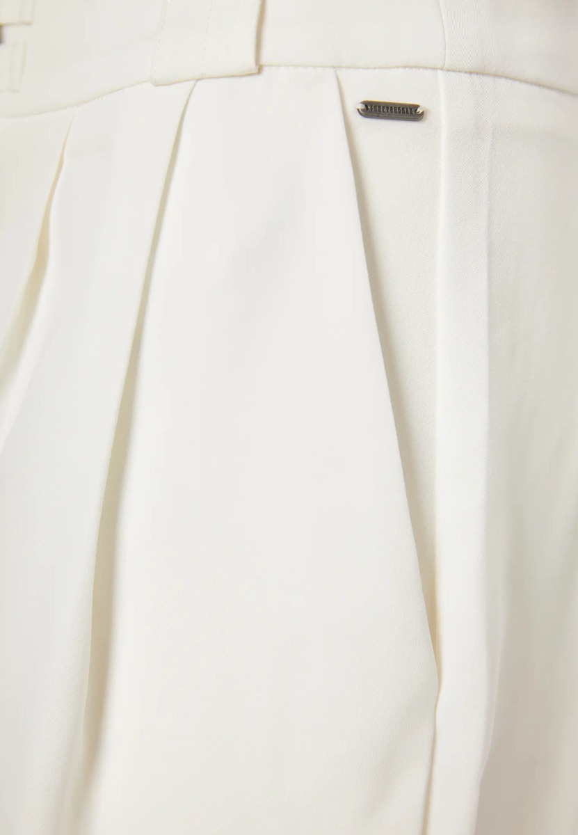 Funky Buddha Γυναικείο Loose Fit Shorts FBL011-108-03 Σπασμένο Λευκό