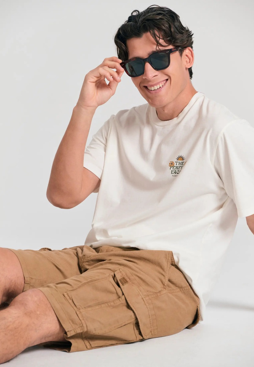 Funky Buddha Ανδρική Loose fit linen blend cargo βερμούδα FBM011-032-03 Μπέζ