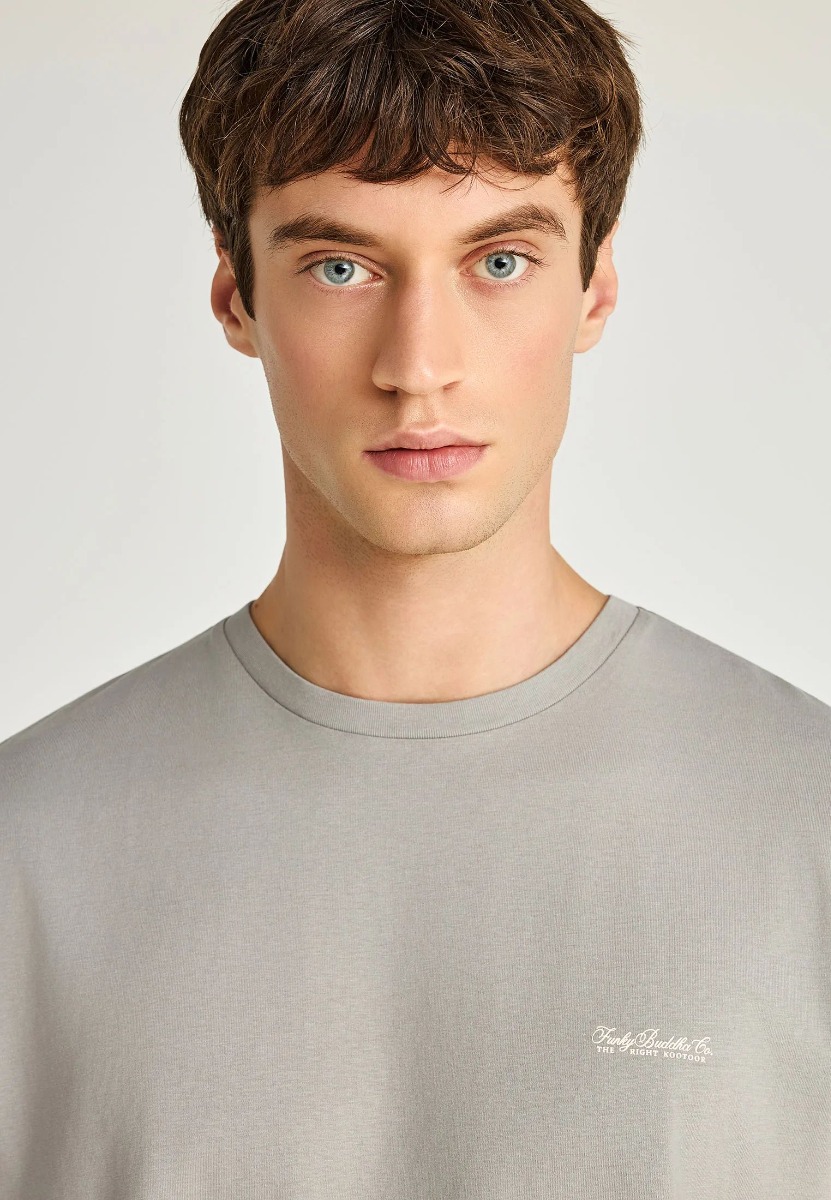 Funky Buddha Ανδρικό μονόχρωμο T-shirt - The basics collection FBM013-001-04 Σκούρο Γκρί